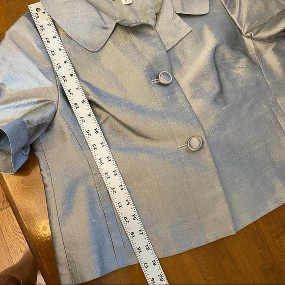 Ann Taylor Loft Womens Cropped Evening Jacket Petite 8 Silver Short Sleeves - Picture 2 of 9